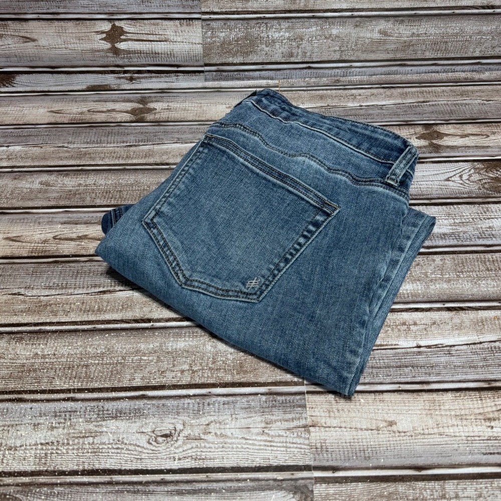 Silver Jeans Co Most Wanted Straight Leg Raw Hem Blue Jeans 31x26 Actual